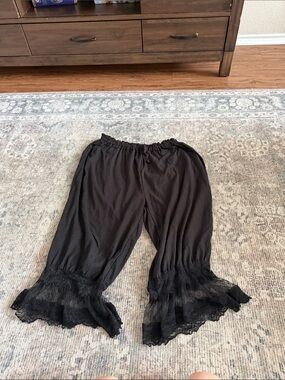 Bloomer pants